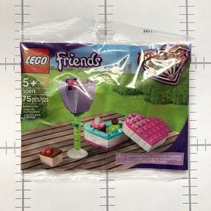 NWT LEGO Friends Flower Set 30411